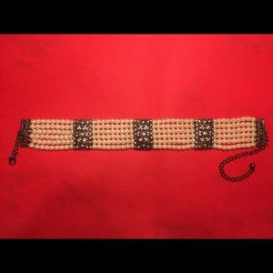 Antique design beaded choker necklace